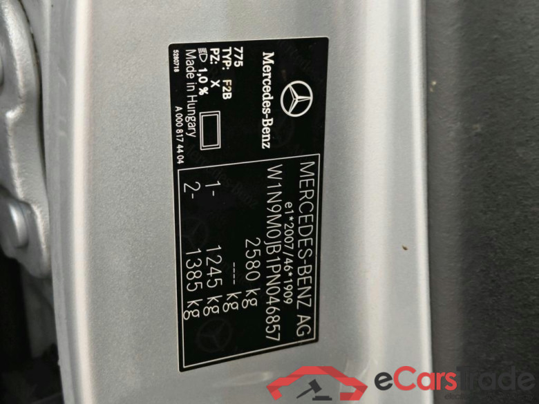 Mercedes-Benz EQB EQB 300 4MATIC AMG Line auto 5d + Nightpakket #6