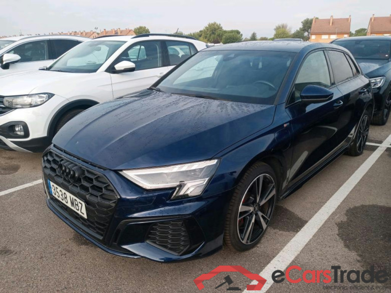 AUDI A3 / 2020 / 5P / berlina con portón Sportback Black 45 TFSI e Comp S tronic