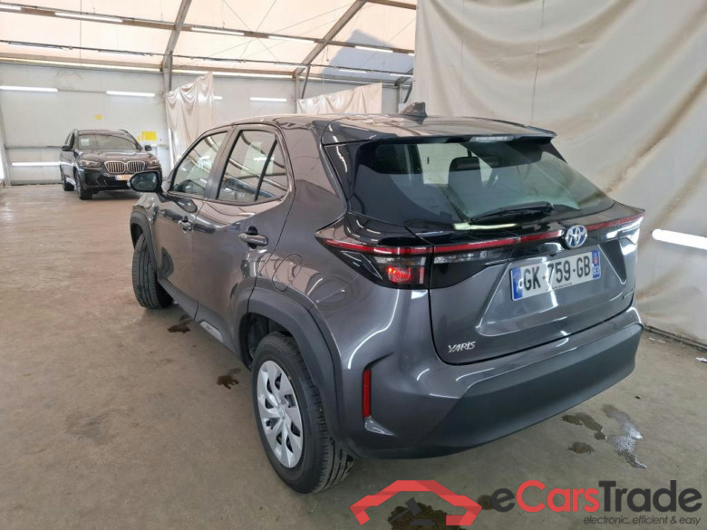 TOYOTA Yaris Cross Hybride / 2021 / 5P / SUV 1.5 HYBRID 116H DYNAMIC AUTO #2