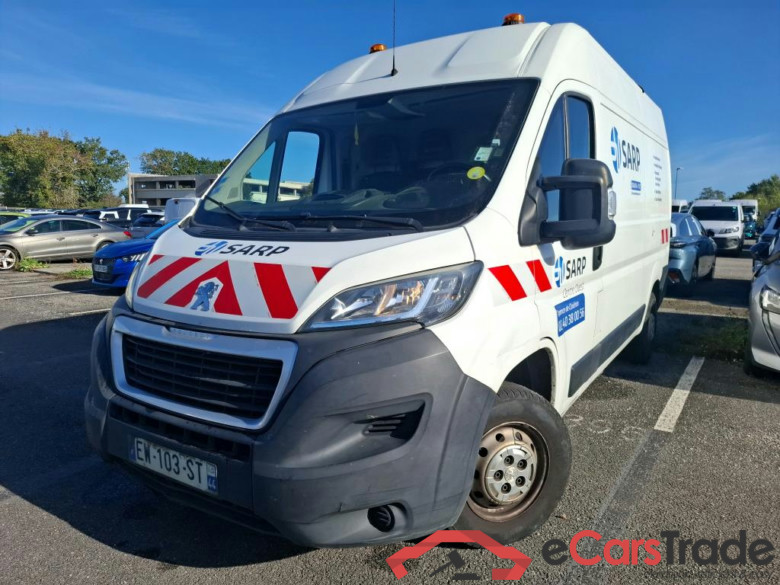 PEUGEOT Boxer VU 4p Fourgon 2.0 BLUEHDI 110 PREMIUM 330 L2H2