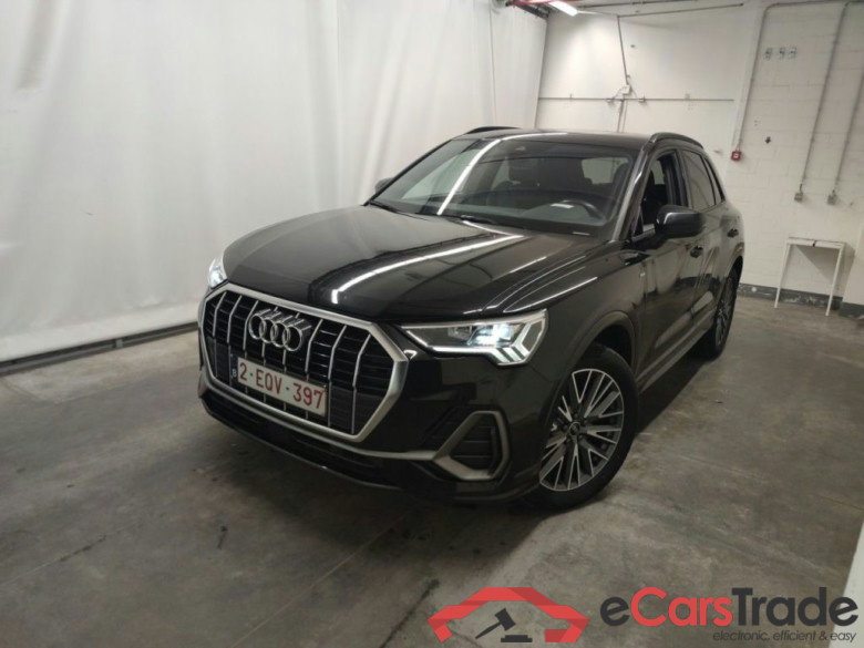 Audi Q3 35 TFSI S tronic Sport Edition 5d #1
