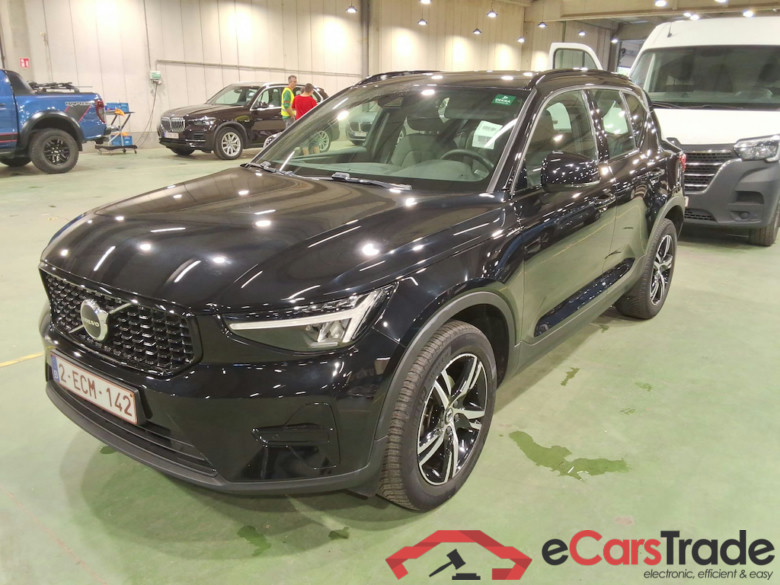 VOLVO XC40 1.5 T2 PLUS DARK DESIGN AUTO