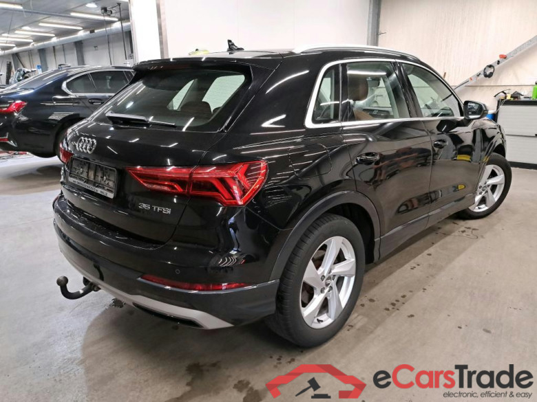 AUDI - AUD Q3 35 TFSI 150PK S-Tronic Advanced Pack Platinum With Heated Seats & LED & Cruise Control & APS front & Rear & Camera * PETROL * #2