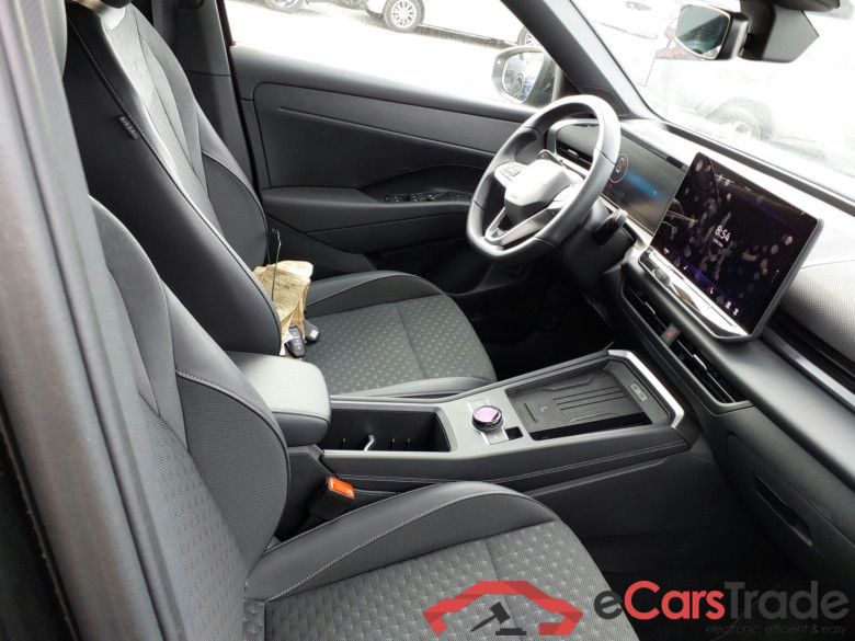 VOLKSWAGEN T-Roc 1.0 TSI 110kW (150CV) DSG7 R-Line(Winterpack) #3