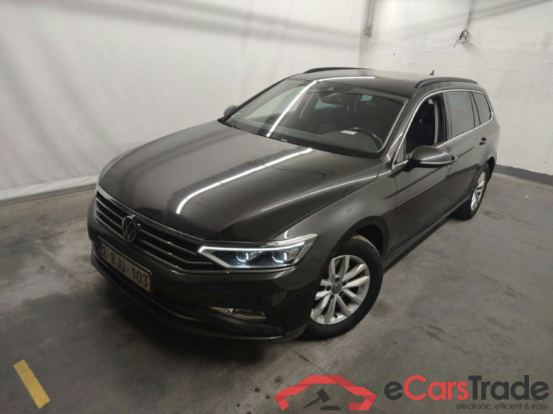 Volkswagen Passat Variant 2.0 TDI 90kW DSG Style Business 5d #1