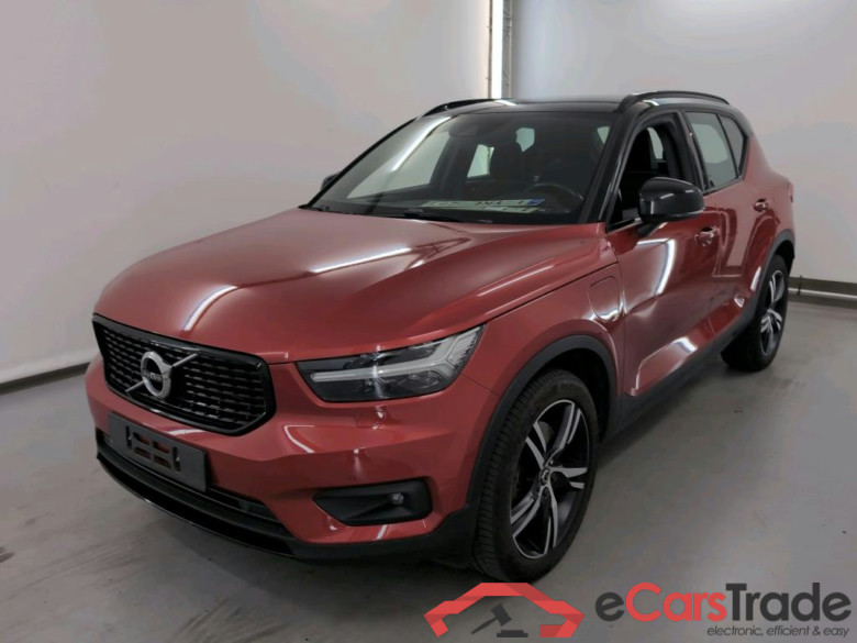VOLVO XC40 1.5 T5 TE PHEV R-Design DCT STOCK