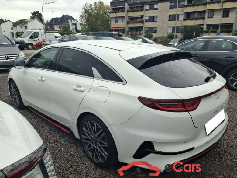 KIA ProCeed  #4