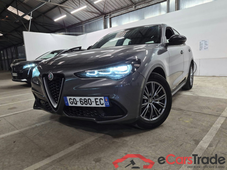 Alfa Romeo Stelvio Facelift 2.2d Aut. LED Virtual ACC Navi KeylessGo Camera Klima PDC ...
