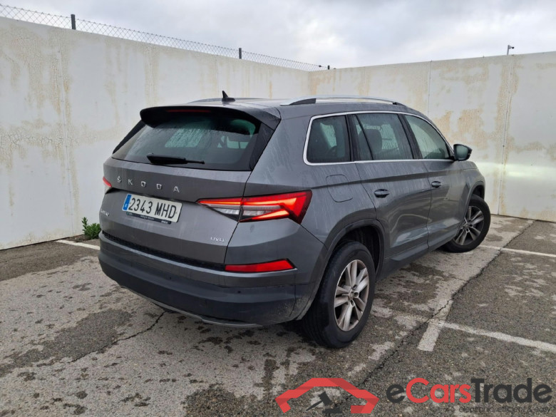 SKODA Kodiaq / 2021 / 5P / todoterreno 2.0 TDI 110KW (150cv) DSG 4x4 Ambition #2