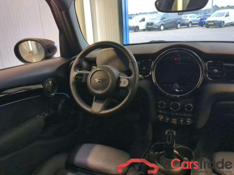 Mini 5-deurs 1.5 Cooper Bns Ed. #3