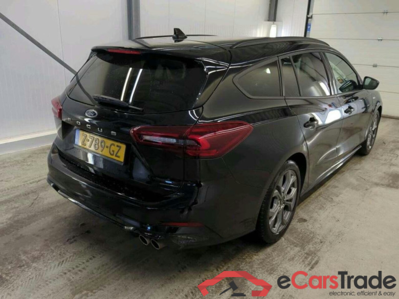 FORD Focus Wagon 1.0 EBH ST Line #2