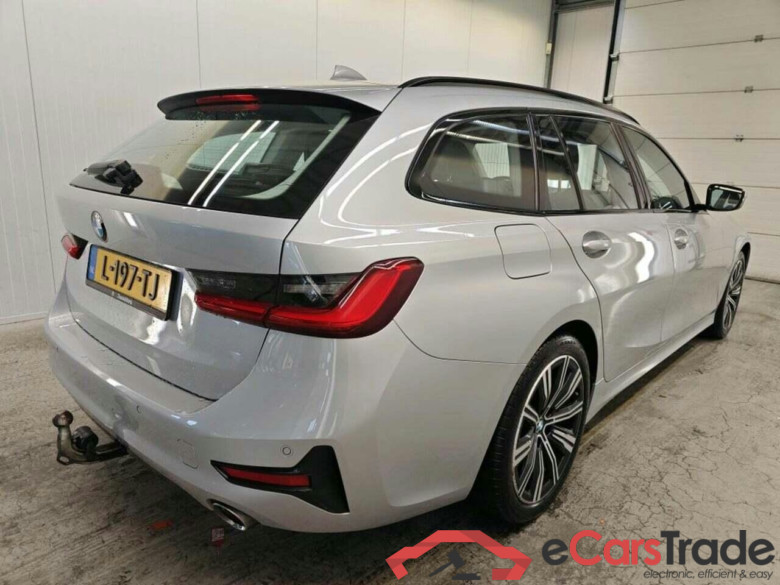 BMW 3-serie Touring 318i Business Ed. #2