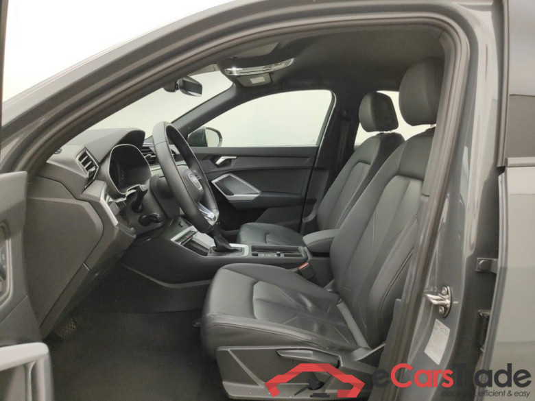 Audi Q3 Sportback 45 TFSI e S tronic 5d #3