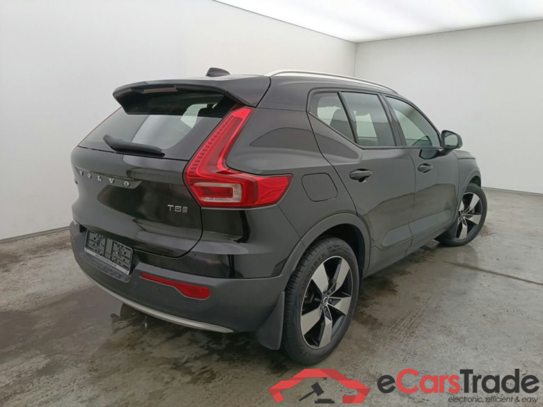 Volvo XC40 T5 Twin Engine Momentum Pro 5d #2