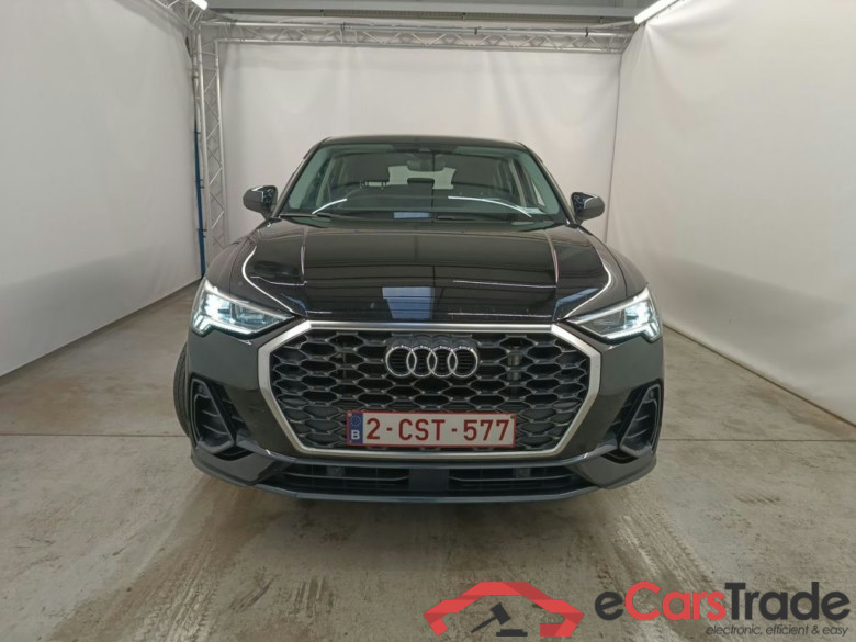 Audi Q3 Sportback 45 TFSI e S tronic 5d #5