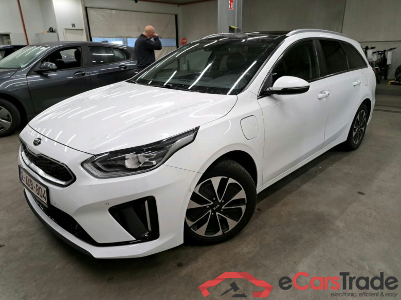KIA - KIA CEED SPORTSWAGON 1.6 GDi PHEV 141PK ISG DCT Sense & Navigation & Adas Pack & LEather & Pano Roof * HYBRID * #1