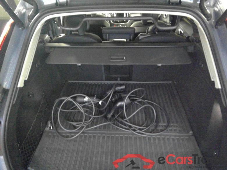 XC60 T6 350 Co.Ed.Rec. AWD Aut #6