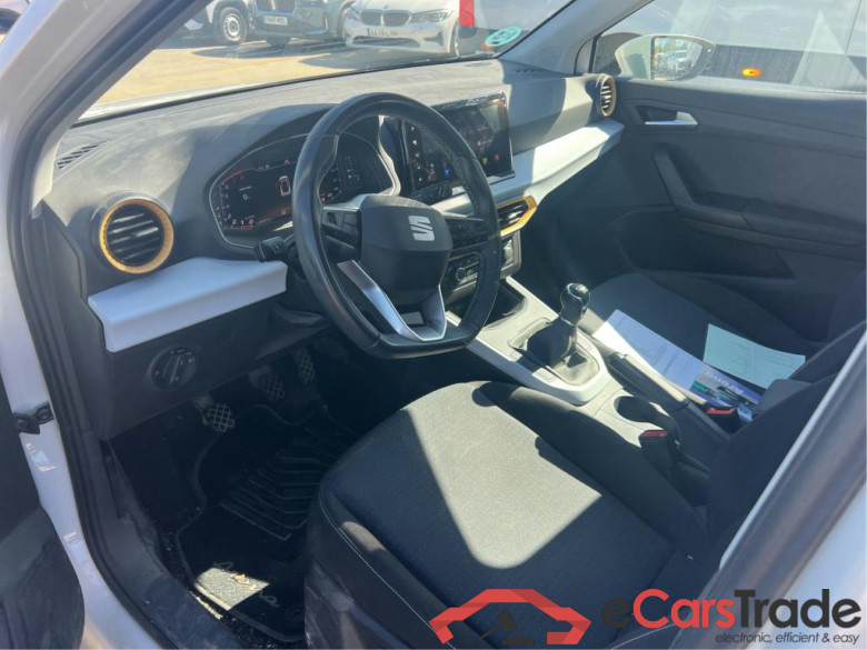 SEAT Arona / 2021 / 5P / todoterreno 1.0 TSI 81kW (110CV) Style XL(SP) #3