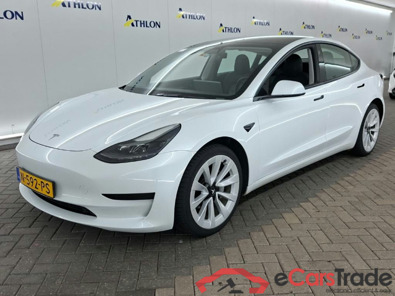 Tesla Model 3 Standard Range Plus RWD 4D 225kW