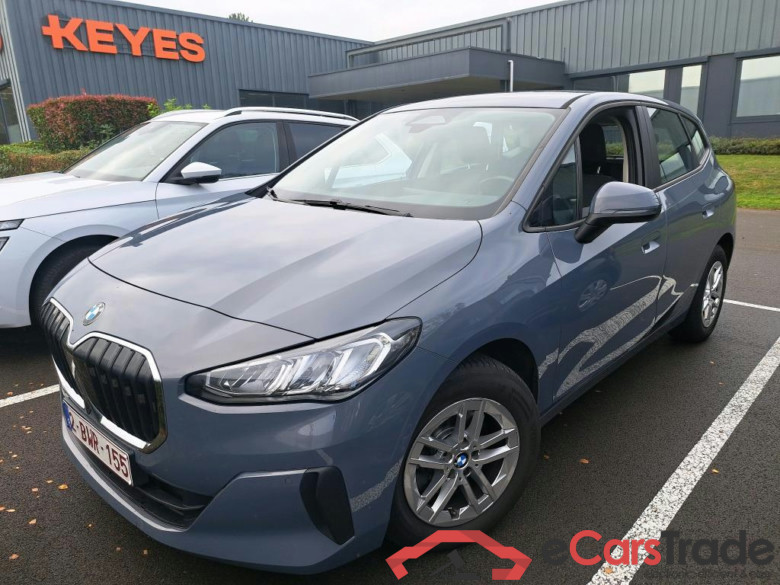 BMW - BMW 2 ACTIVE TOURER 218dA 136PK With Climatic & Navigation & Cruise & Driving Assistant Pack & PDC Front & Rear & Towing Hook #1