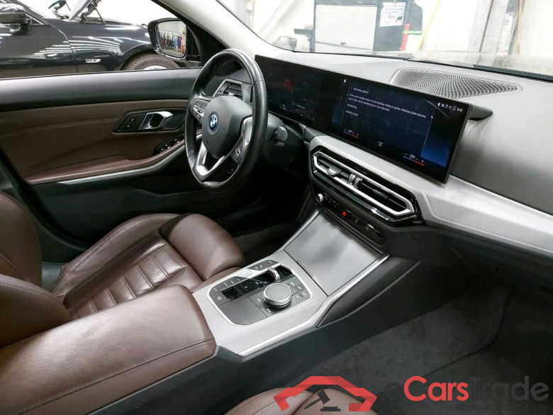 BMW - BMW 3 TOURING 320e 204PK With Vernasca Heated Electric Sport Seats & Active Cruise & Driving Assistant Pack & Parking Assistant Pack  * HYBRID * #3