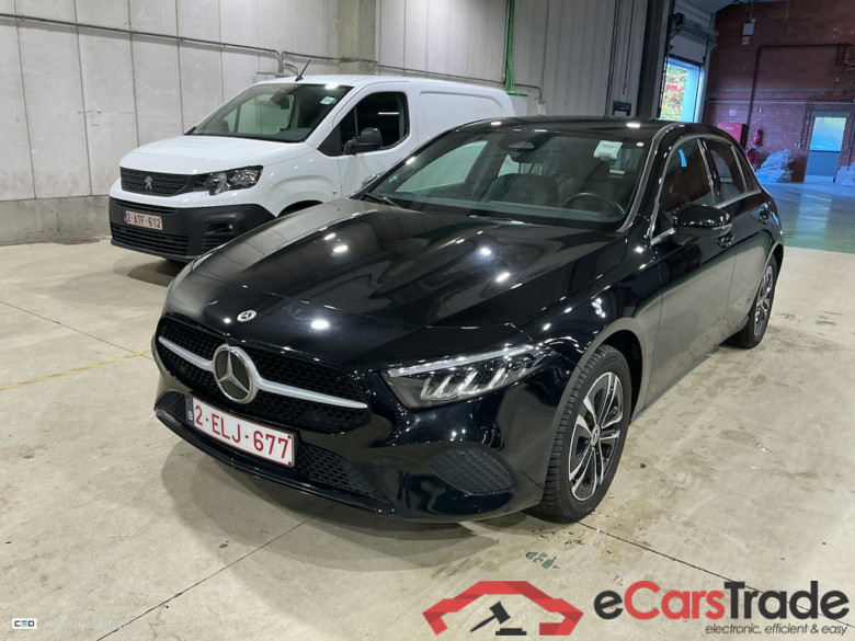 MERCEDES-BENZ A-CLASS 1.3 A 250 E BUSINESS LINE DCT #1