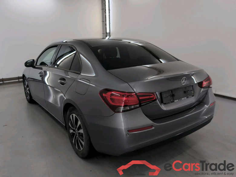 MERCEDES-BENZ A-CLASS LIMOUSINE 1.3 A 180 BUSINESS SOLUTION ESSENTIAL #3
