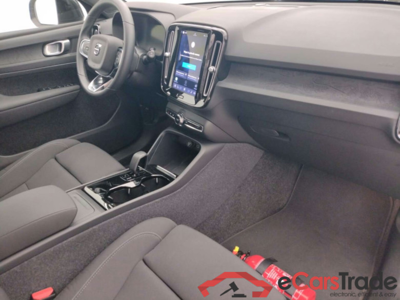 VOLVO XC40 RECHARGE CORE #3