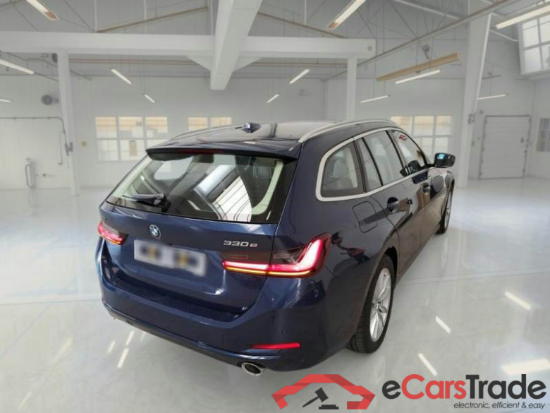 BMW SERIE 3 / 2022 / 5P / STATION WAGON 330E XDRIVE TOURING AUTO #2
