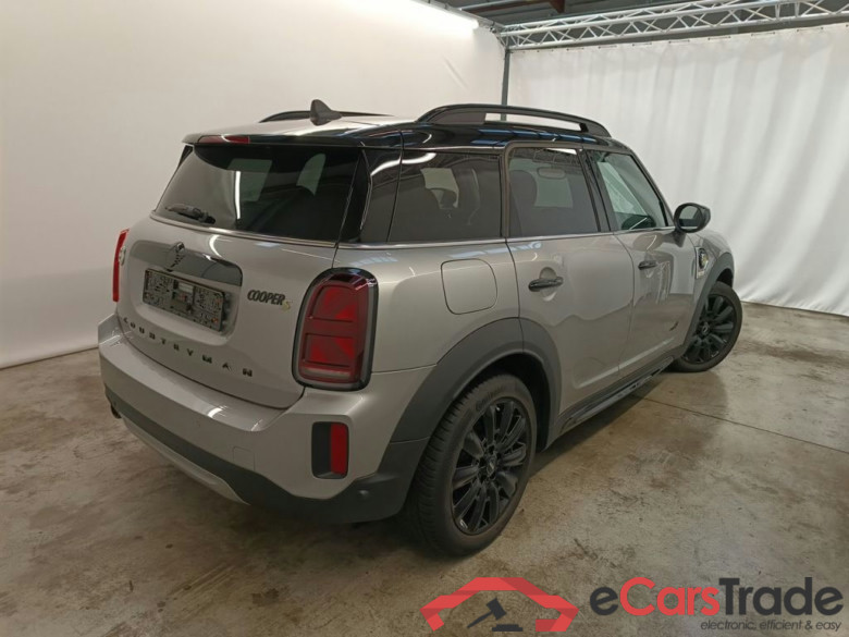 Mini Countryman Cooper S E ALL4 AT 5d #2