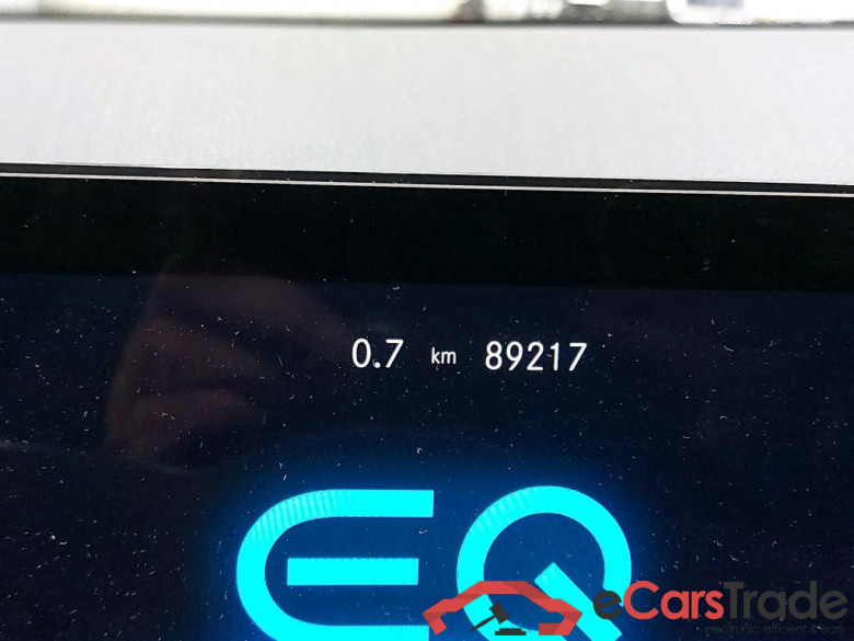 MERCEDES - MER EQA 250 Business Solution Luxury 190PK & Business Solution Premium & 360 Camera Parking Pack & Trailer Hook With ESP * ELECTRIC * #5