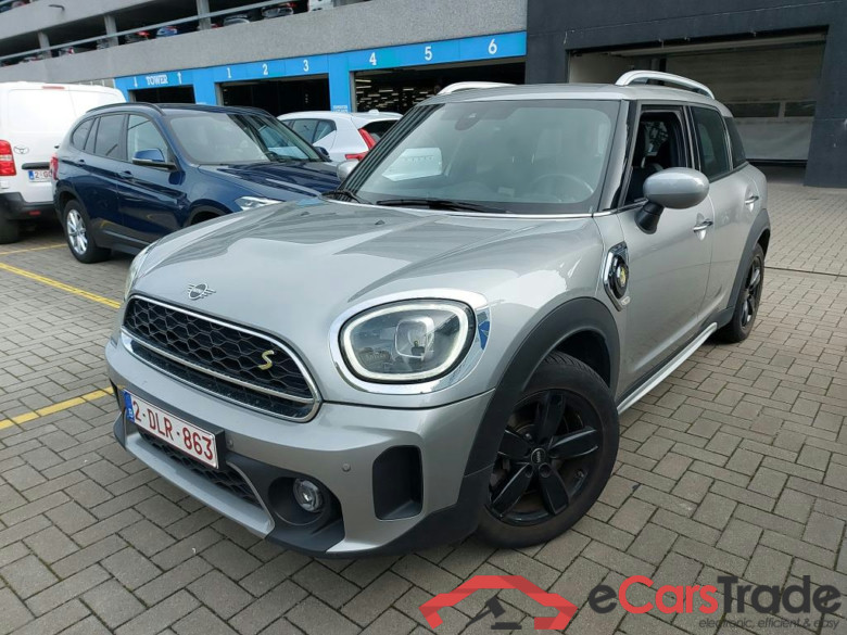 MINI - MIN COUNTRYMAN Cooper S E ALL4 AT 220PK Business Edition With Comfort Pack & Heated Sport Seats & PDC Front & Rear & Camera * HYBRID *