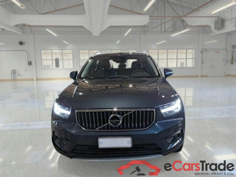 VOLVO XC40 / 2017 / 5P / SUV T5 PLUG-IN HYBRID AUTO RECH INSCRIP EXPR #6