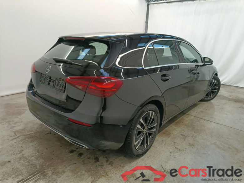 Mercedes-Benz Classe A A 180 Business Line 5d #2