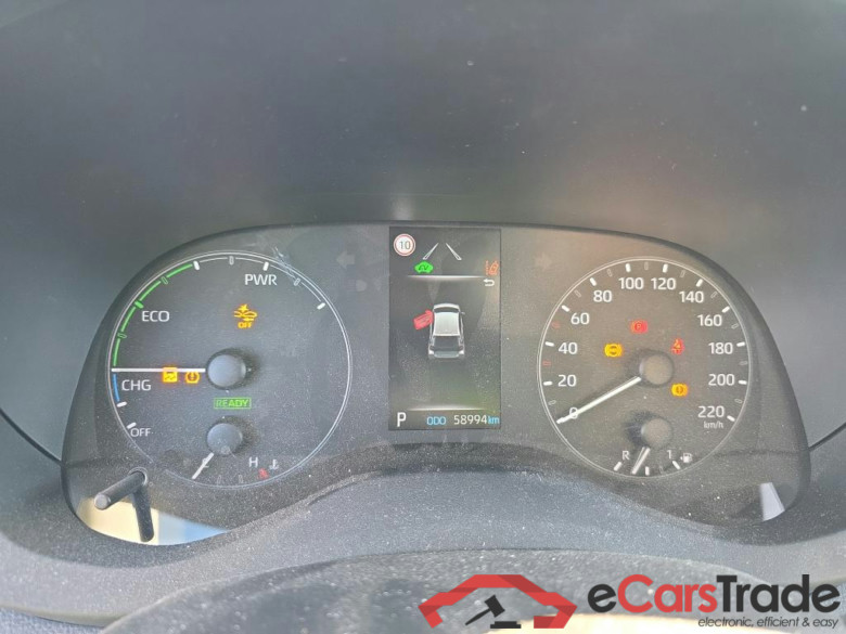 TOYOTA Yaris / 2020 / 5P / berlina con portón 1.5 120H Business Plus #4