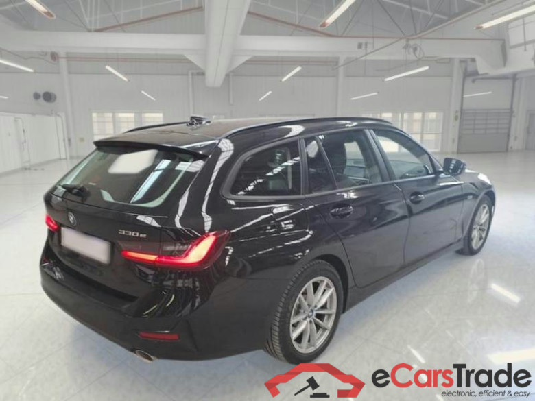 BMW SERIE 3 / 2018 / 5P / STATION WAGON 330E XDRIVE BUSINESS ADVAN. TOURING AUTO #2