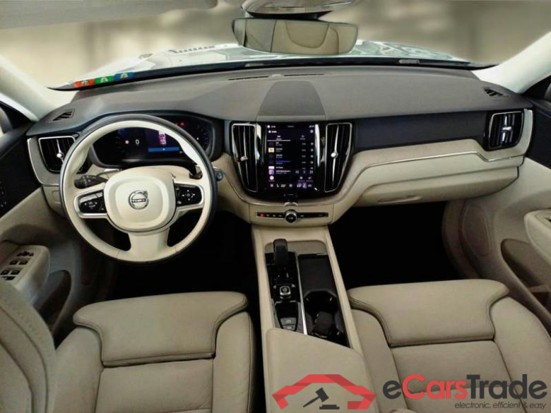 VOLVO XC60 / 2021 / 5P / SUV B4 D AUTOMATICO PLUS BRIGHT #3