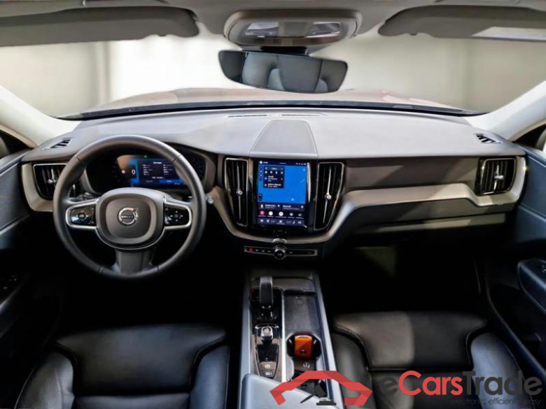 VOLVO XC60 / 2021 / 5P / SUV B4 D AUTOMATICO PLUS DARK #3