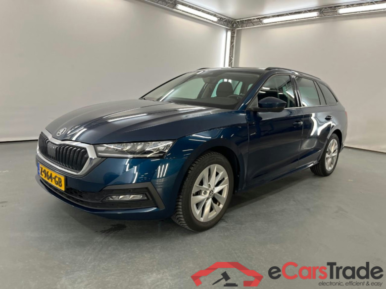 SKODA OCTAVIA COMBI 1.0 e-TSI Business Edition #1