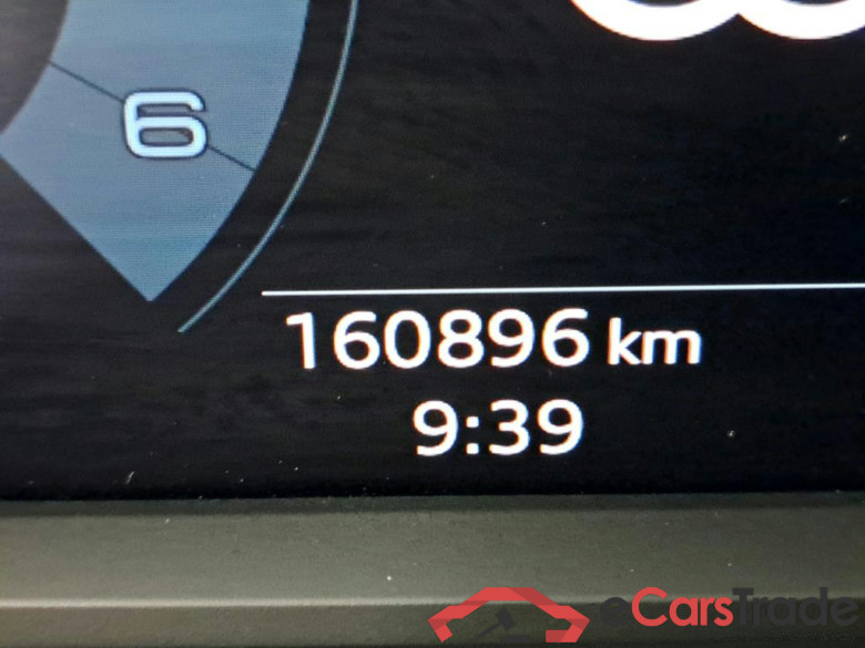 AUDI Q3 2.0 35 TDI S TRONIC BUSINESS EDITION #1