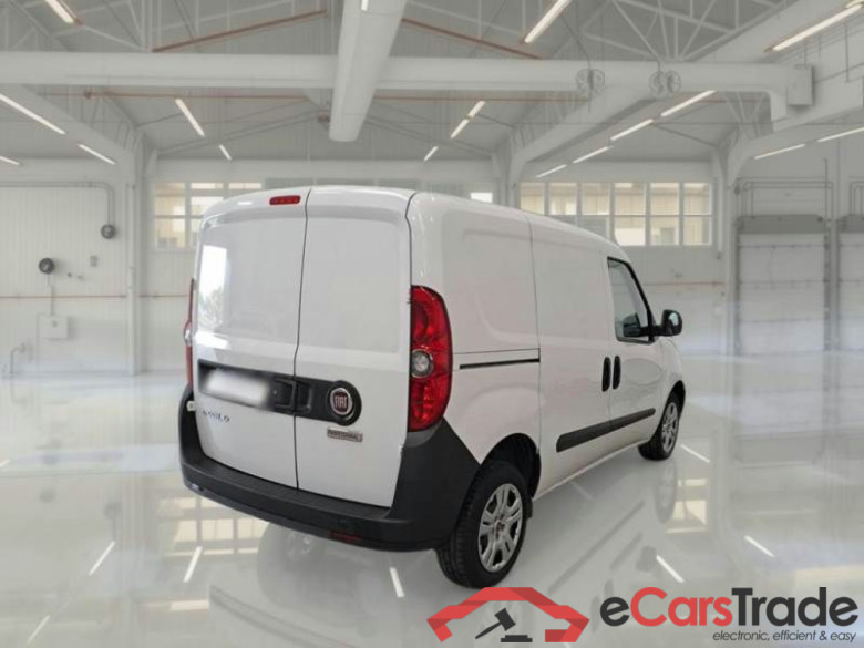 FIAT DOBLÒ CARGO / 2014 / 4P / VETT. FURGONATA CH1 LOUNGE 1.6 MJET 105CV E6D-F SeS #2