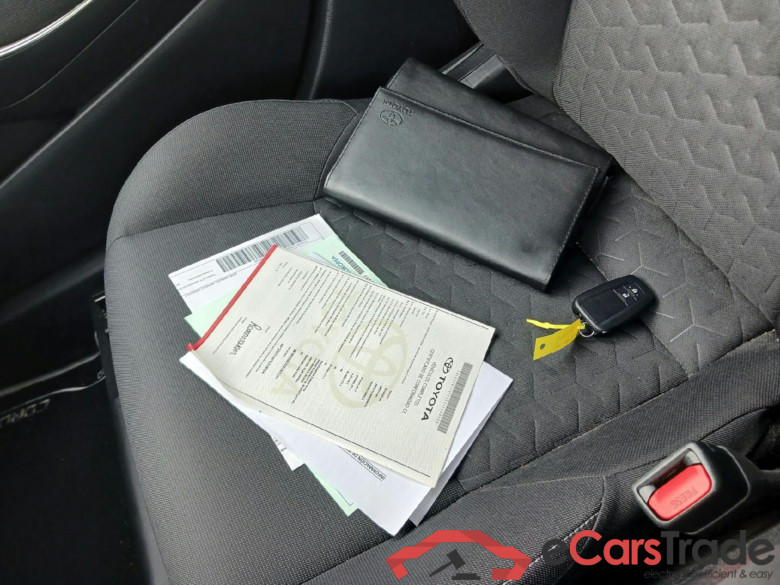TOYOTA Corolla / 2019 / 5P / berlina con portón 1.8 125H ACTIVE TECH E-CVT #5