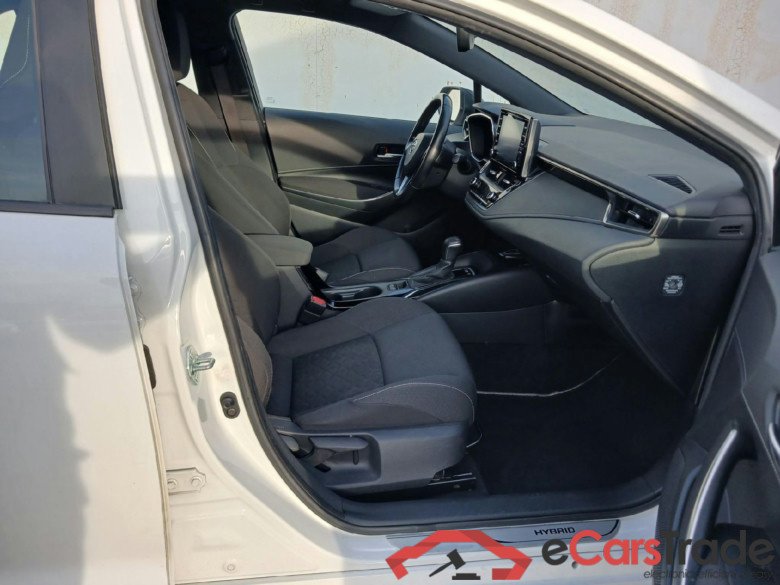 TOYOTA Corolla / 2019 / 5P / berlina con portón 1.8 125H ACTIVE TECH E-CVT (CX) #6